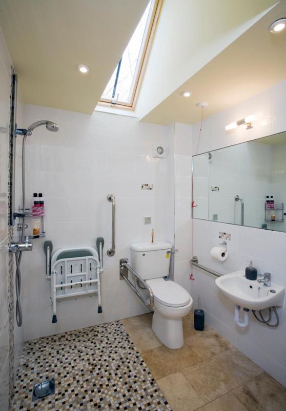 Deluxe Apartment - Disability Access  image 4