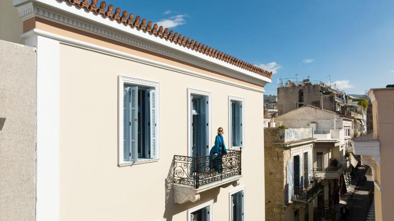 Elegant Suite with Partial Acropolis View image 4