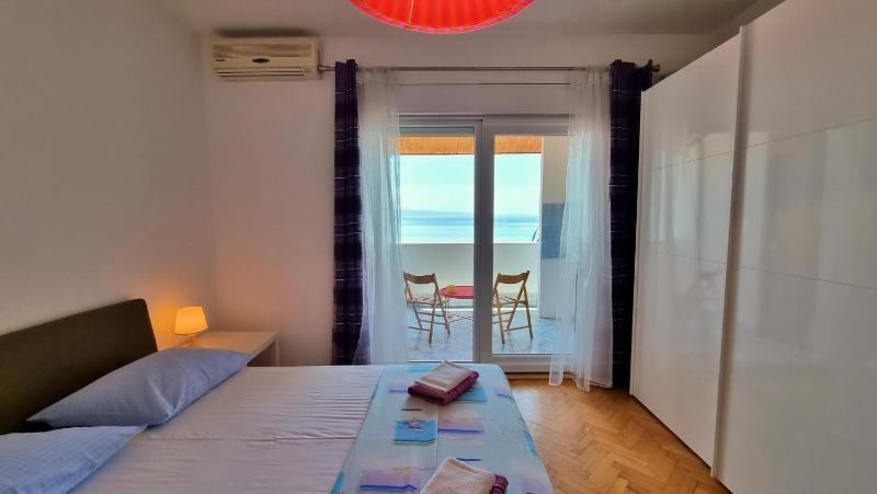 Apartment with Sea View image 4