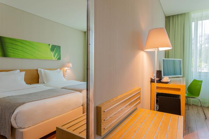  Comfort Twin Room image 3