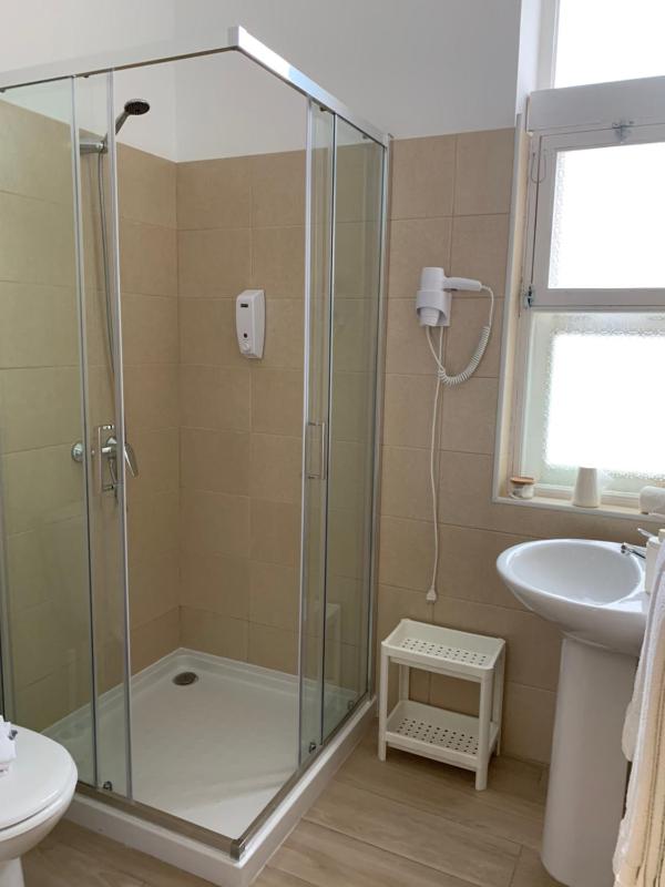 Double or Twin Room with Private External Bathroom image 3