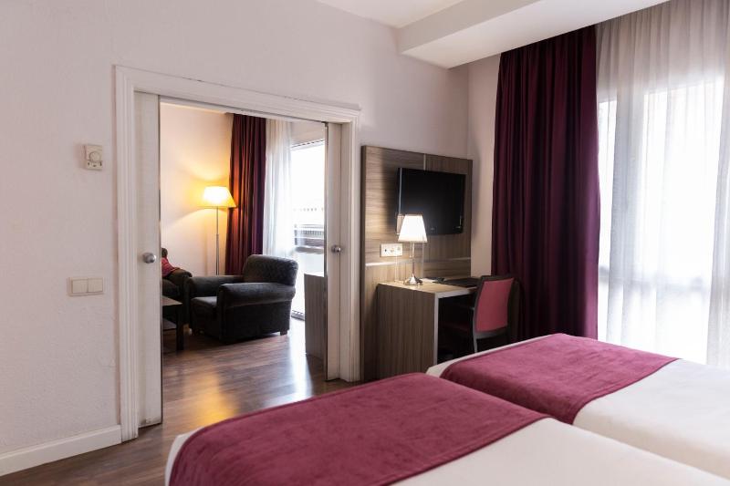 Hotel Serrano - image 7