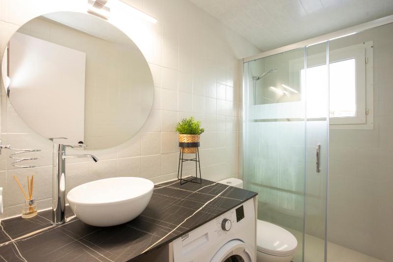 1012 Apartamento cerca de la playa by homeselectspain - image 5