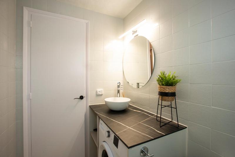 1012 Apartamento cerca de la playa by homeselectspain - image 4