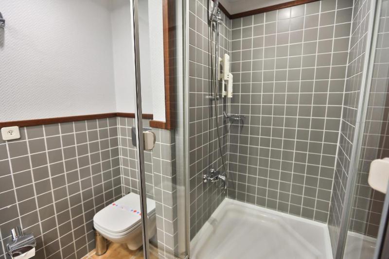 Suite with Garden View image 3