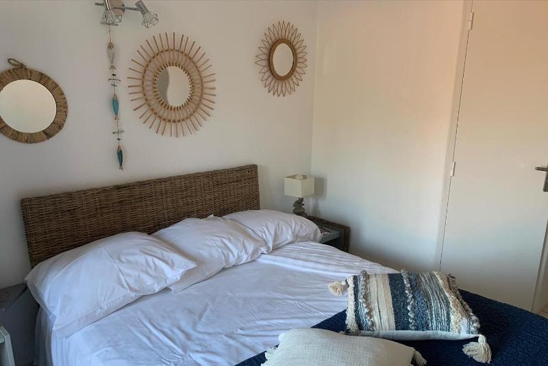 Double Room with Balcony image 1