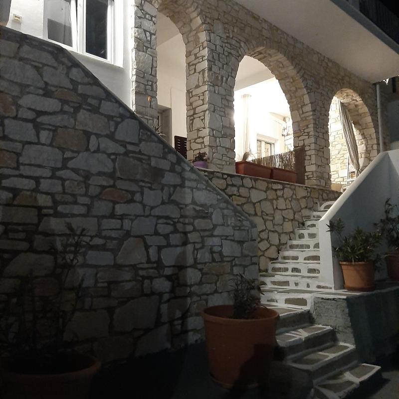 Double Room with Sea View image 2