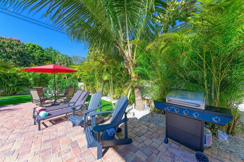 Turtle Tyme: Dog Friendly Pool Putting Green 2 Blocks to Beach by Anna Maria Life - image 17