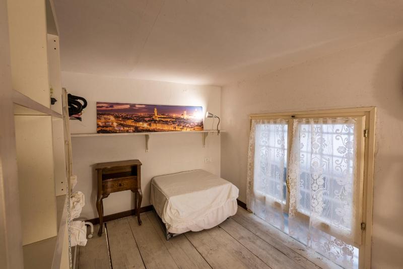 Florence Hideaway by Mmega - image 8