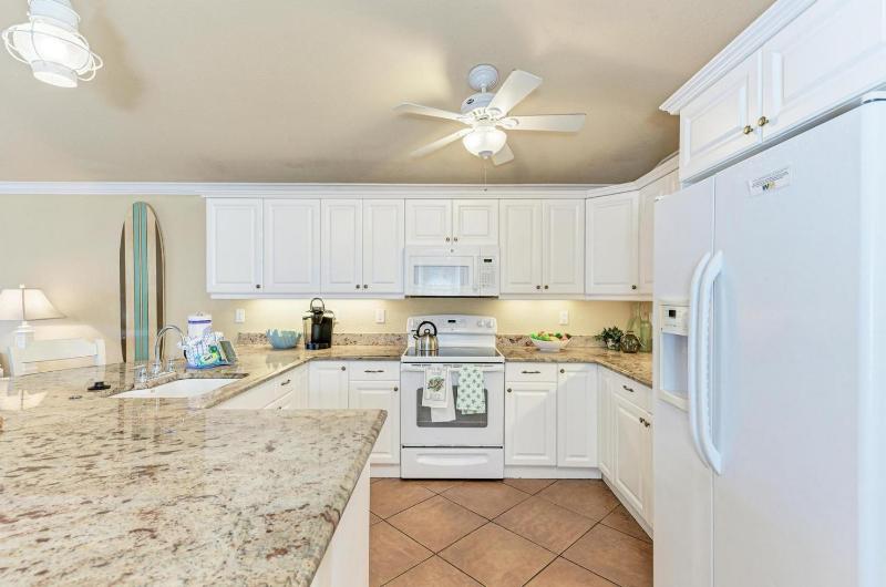 Sand Dollar: Poolside Condo 2 Blocks to Beach by Anna Maria Life Vacation Rentals - image 24