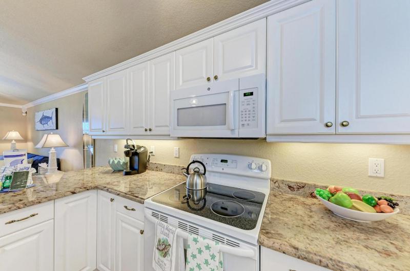 Sand Dollar: Poolside Condo 2 Blocks to Beach by Anna Maria Life Vacation Rentals - image 35
