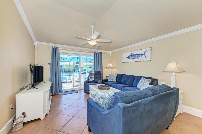 Sand Dollar: Poolside Condo 2 Blocks to Beach by Anna Maria Life Vacation Rentals - image 18