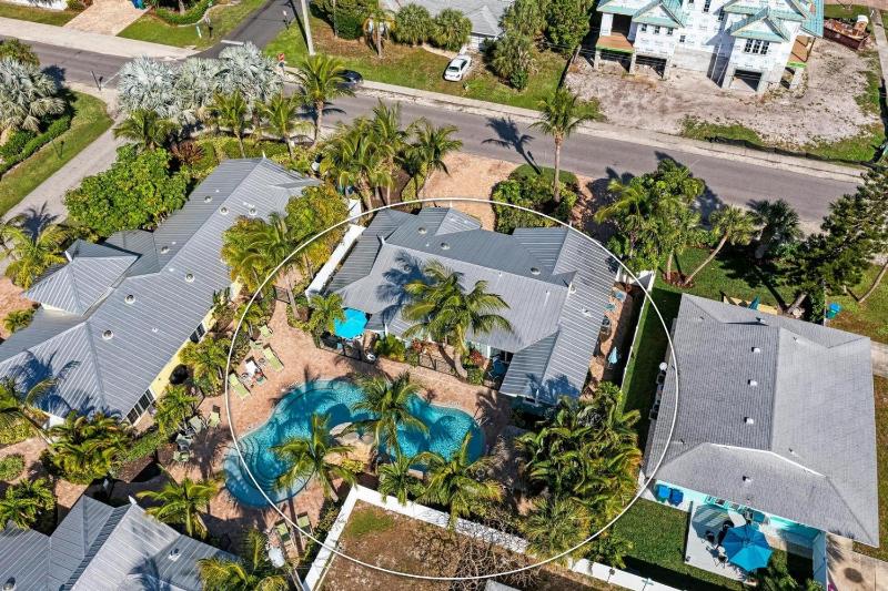 Sand Dollar: Poolside Condo 2 Blocks to Beach by Anna Maria Life Vacation Rentals - image 34