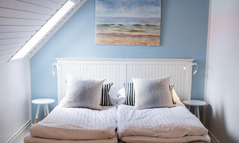 Standard Double Room image 2