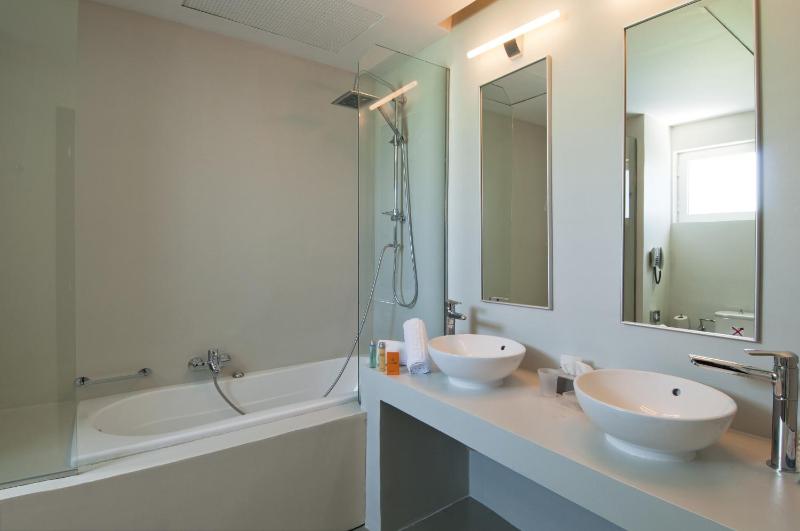 Prestige Suite image 4