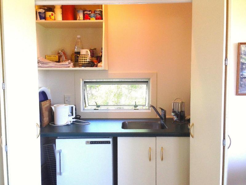 Relax Lakeside - Five Mile Bay Holiday Home - image 23