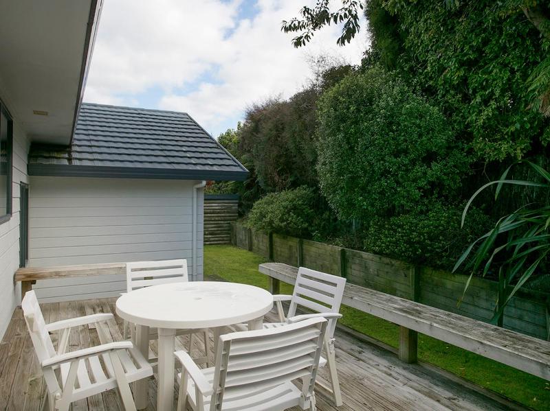 Laid Back on Lakewood - Taupo Holiday Home - image 8