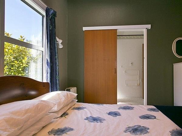 Golders Heights - Taupo Holiday Home - image 13