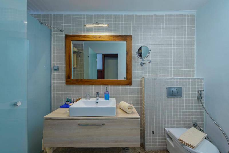 Superior Double Room with Terrace image 3