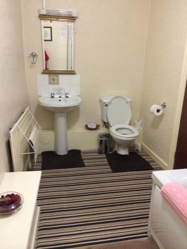 Double or Twin Room with Bathroom image 3
