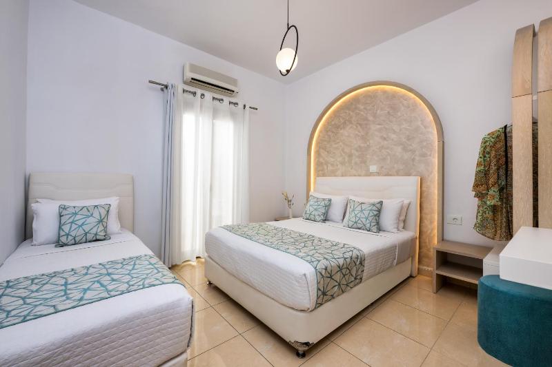Triple Room image 1