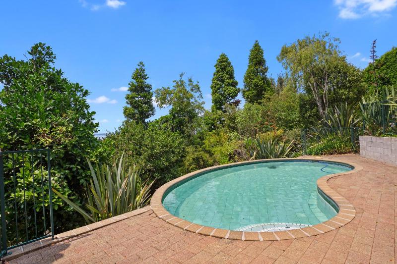 Country Retreat - Athenree Holiday Home Images