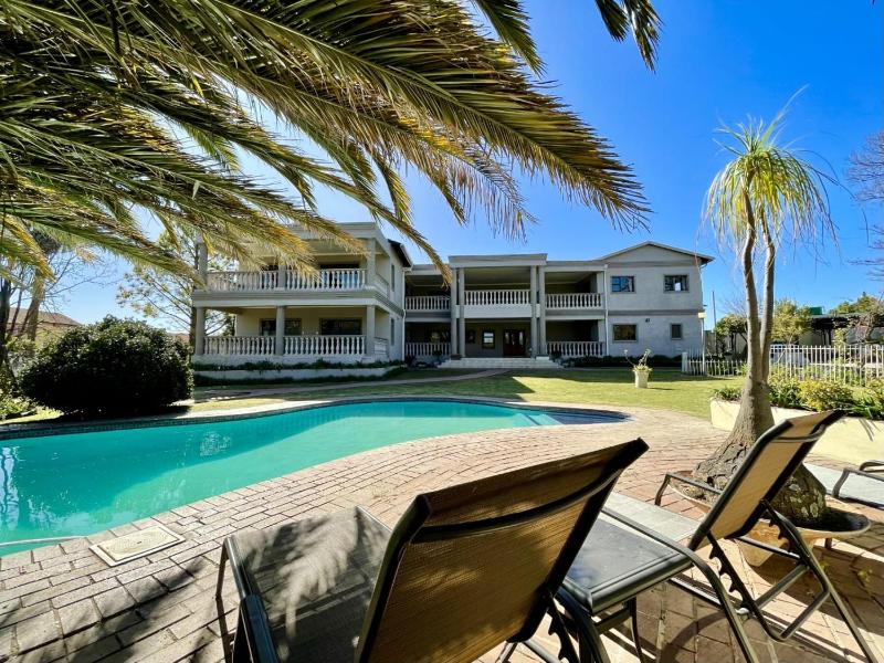 Palm View Midrand Guest House - image 1