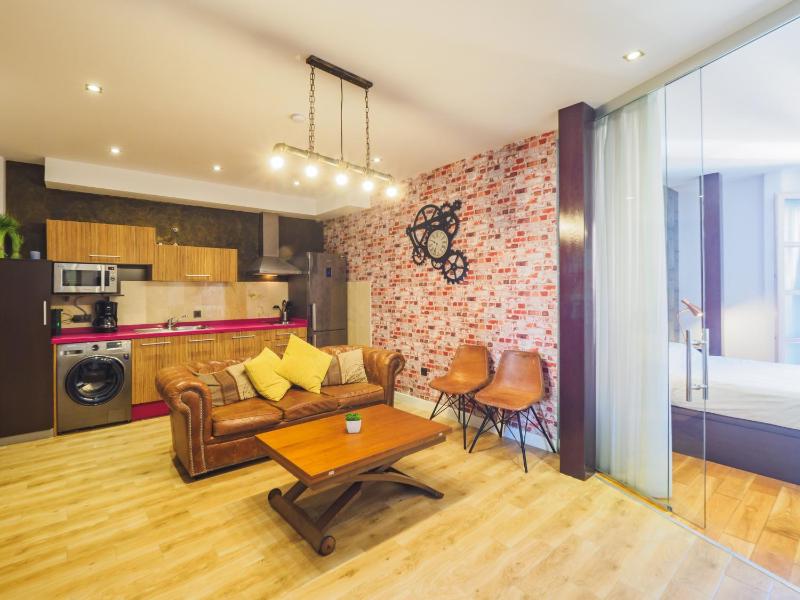 Cubo's Apartamento 33 Carreteria 3B - image 2