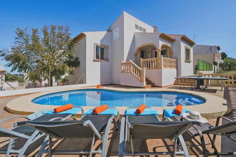 Villa Aneto by Villa Plus - image 6