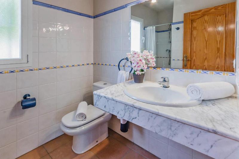 Villa Aneto by Villa Plus - image 17