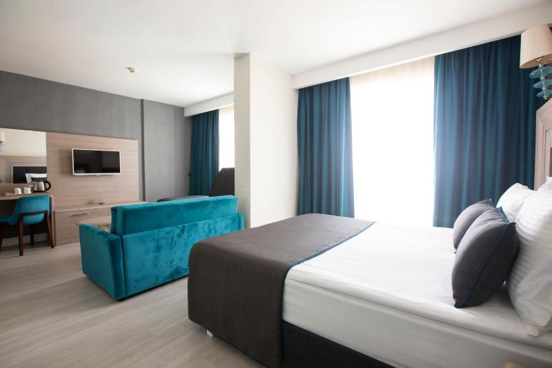 Superior Room image 4