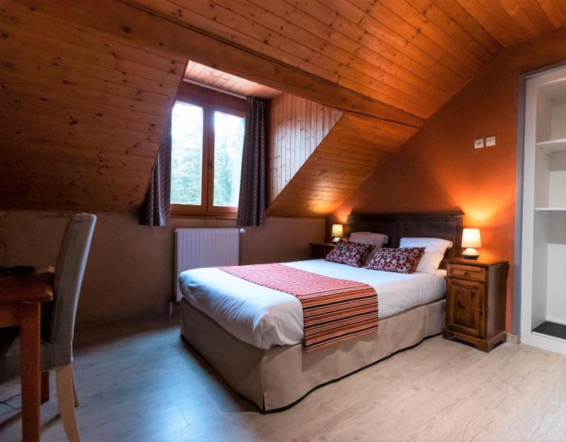 Standard Double Room image 1