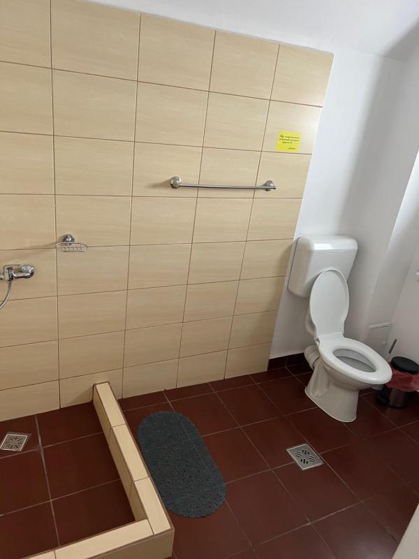 Double or Twin Room image 3