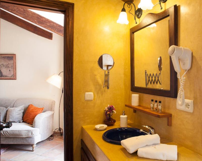 Junior Suite with Terrace image 3