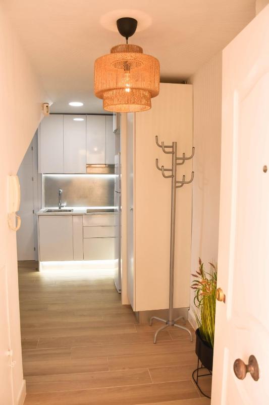Holidays2Malaga Trinidad renovated 1 bedroom penthouse close to city center - image 8