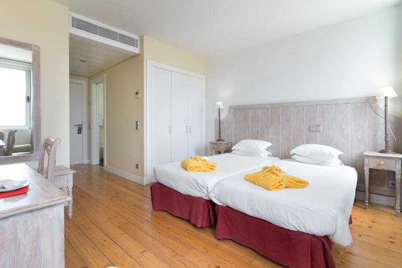 Twin Room with Land View image 1