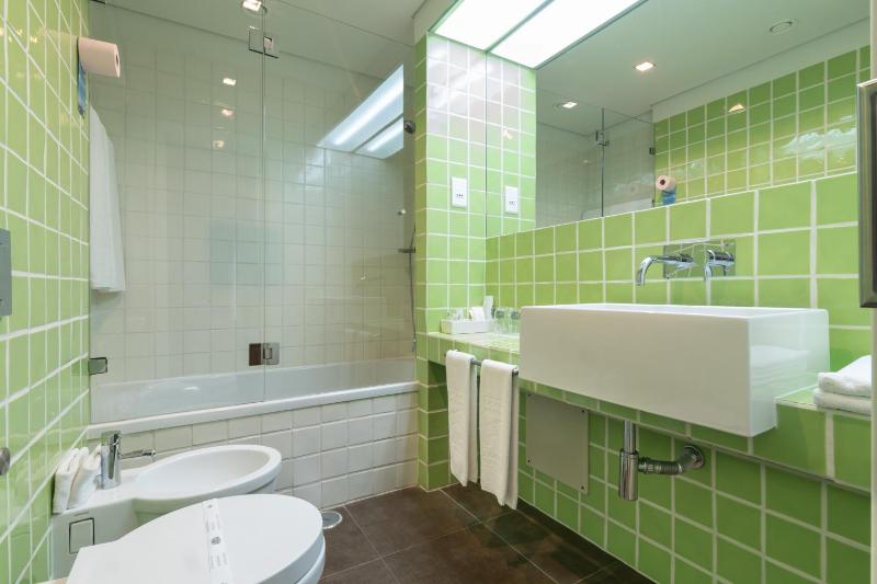 Double or Twin Room with Land View image 4
