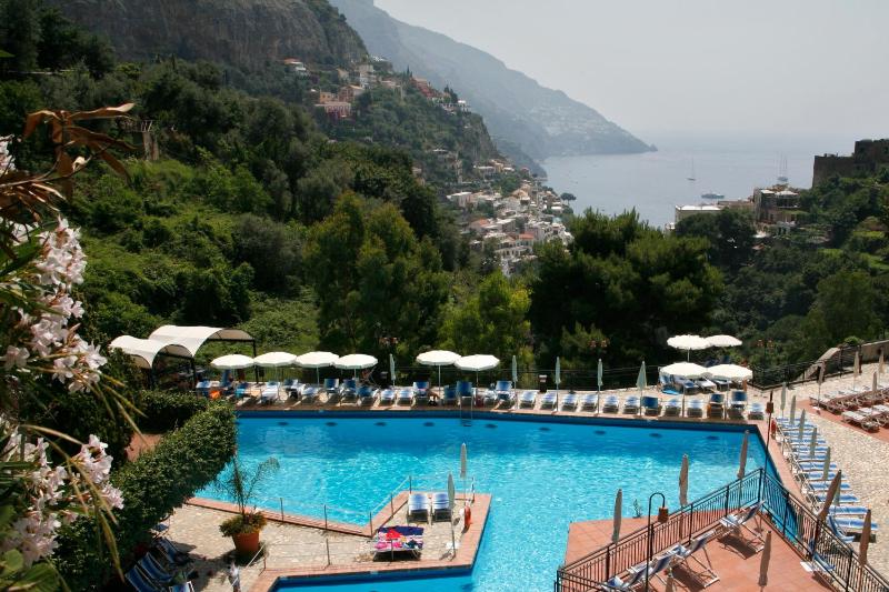 Comfort Triple Room with Panoramic or Sea View image 2
