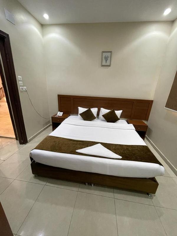 Apartment - Ground Floor image 4