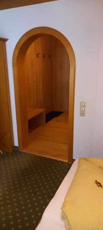 Apartment image 3
