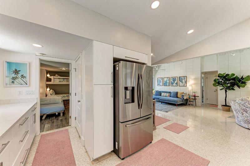 One Day More: Spectacular Oasis Backyard with Pool & Spa by Anna Maria Life Vacation Rentals - image 34