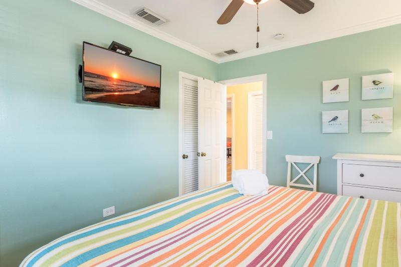 Happy Place - 210 - 55th - image 21
