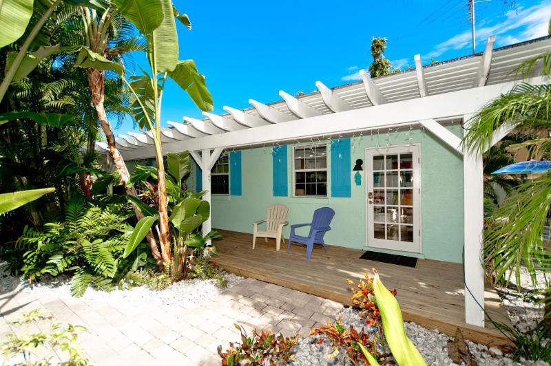 Cabin 2 Spinnakers Cottages: Dog Friendly - 250 Steps to Beach Home - image 36