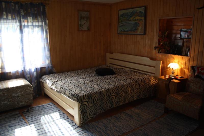 Two-Bedroom House image 3