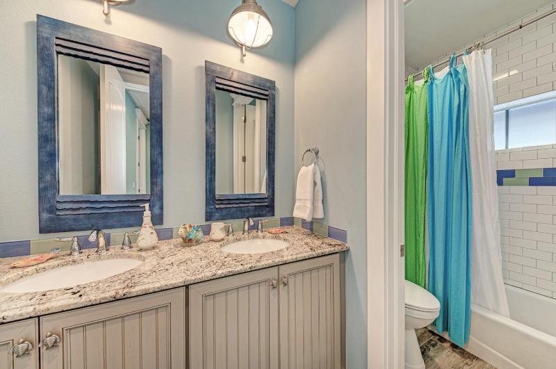 Blue Palm Paradise - 205 - 65th - image 24