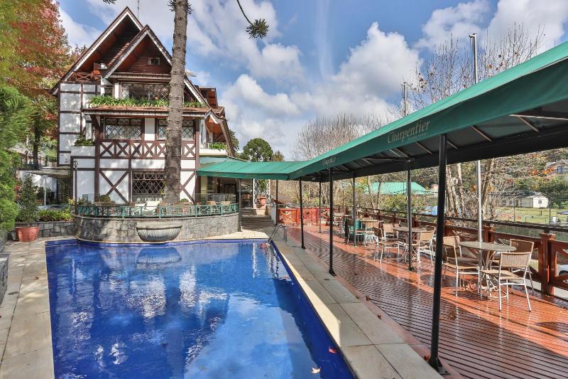 Le Suisse Elegance Hotel - image 49