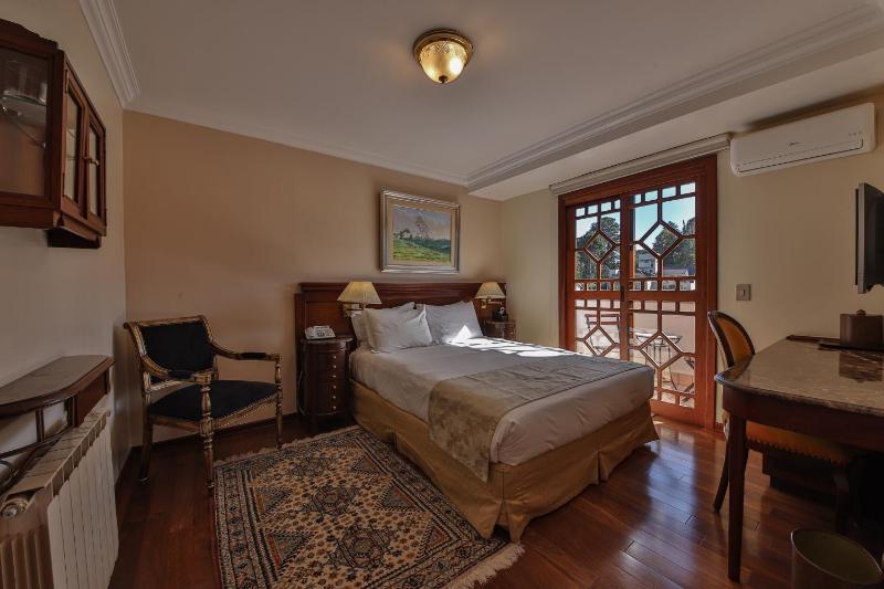 Le Suisse Elegance Hotel - image 31