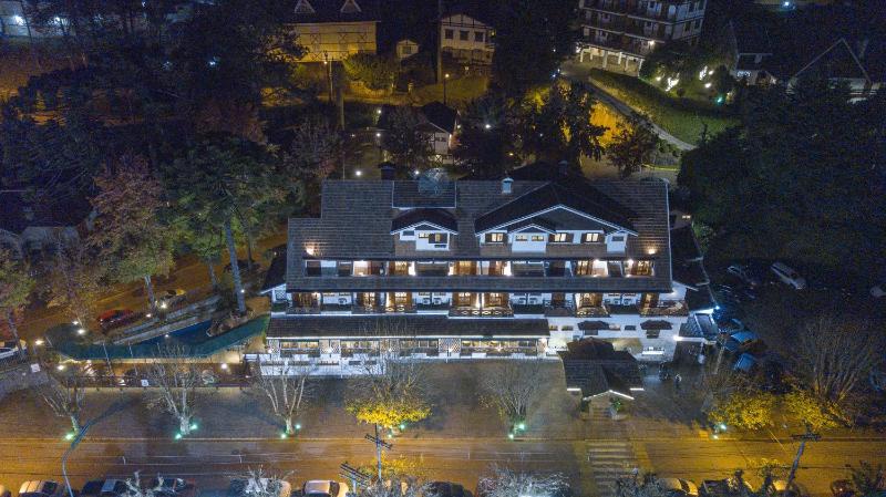 Le Suisse Elegance Hotel - image 48