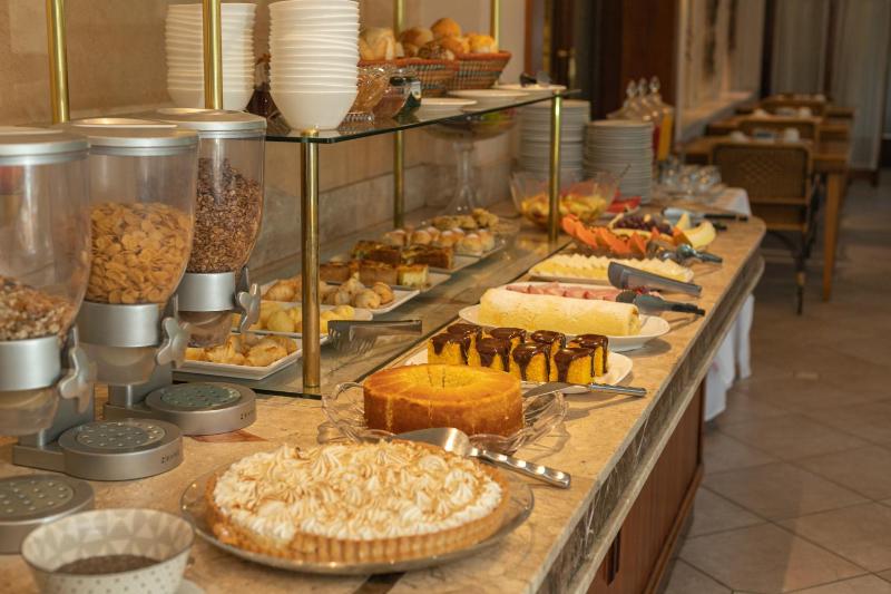 Le Suisse Elegance Hotel - image 5