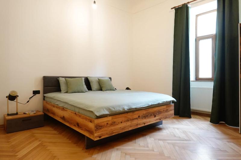 The Industrique Home - 3 Bedroom Apartment - image 41